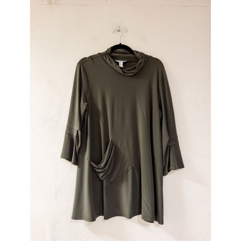 Joseph Ribkoff Mockneck Blouse in Olive Green Size 10